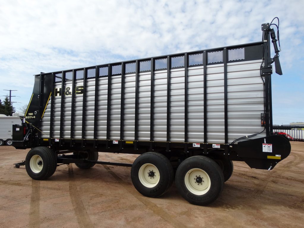 7200-series-super-duty-front-rear-unload-forage-boxes-h-s-manufacturing-company-inc